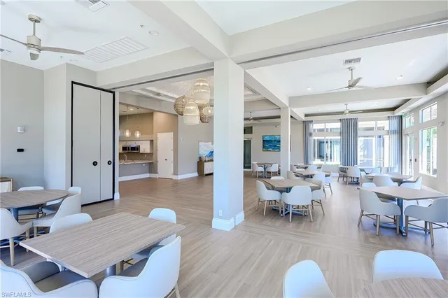 $475,000 | 3059 Horizon Lane, Unit 1605, Naples, FL 34109