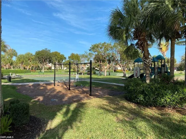 $475,000 | 3059 Horizon Lane, Unit 1605, Naples, FL 34109
