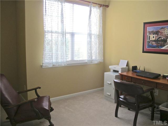 5915 Chivalry Court Raleigh, NC 27612 - Photo 12 of 15 Gallery Image 12