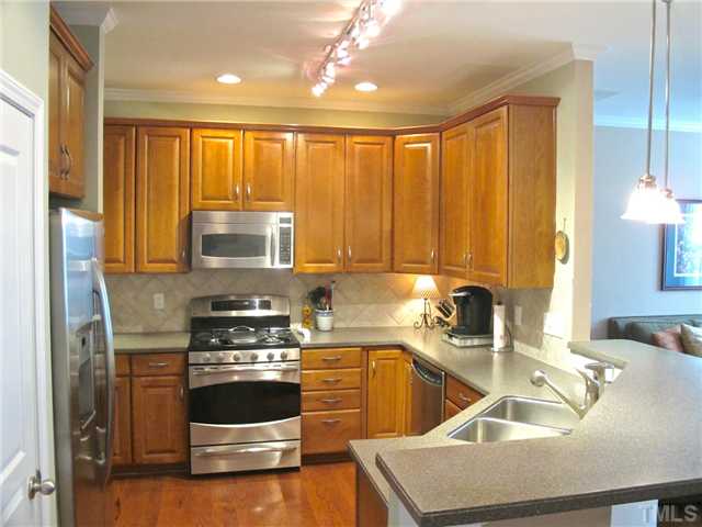 5915 Chivalry Court Raleigh, NC 27612 - Photo 6 of 15 Gallery Image 6