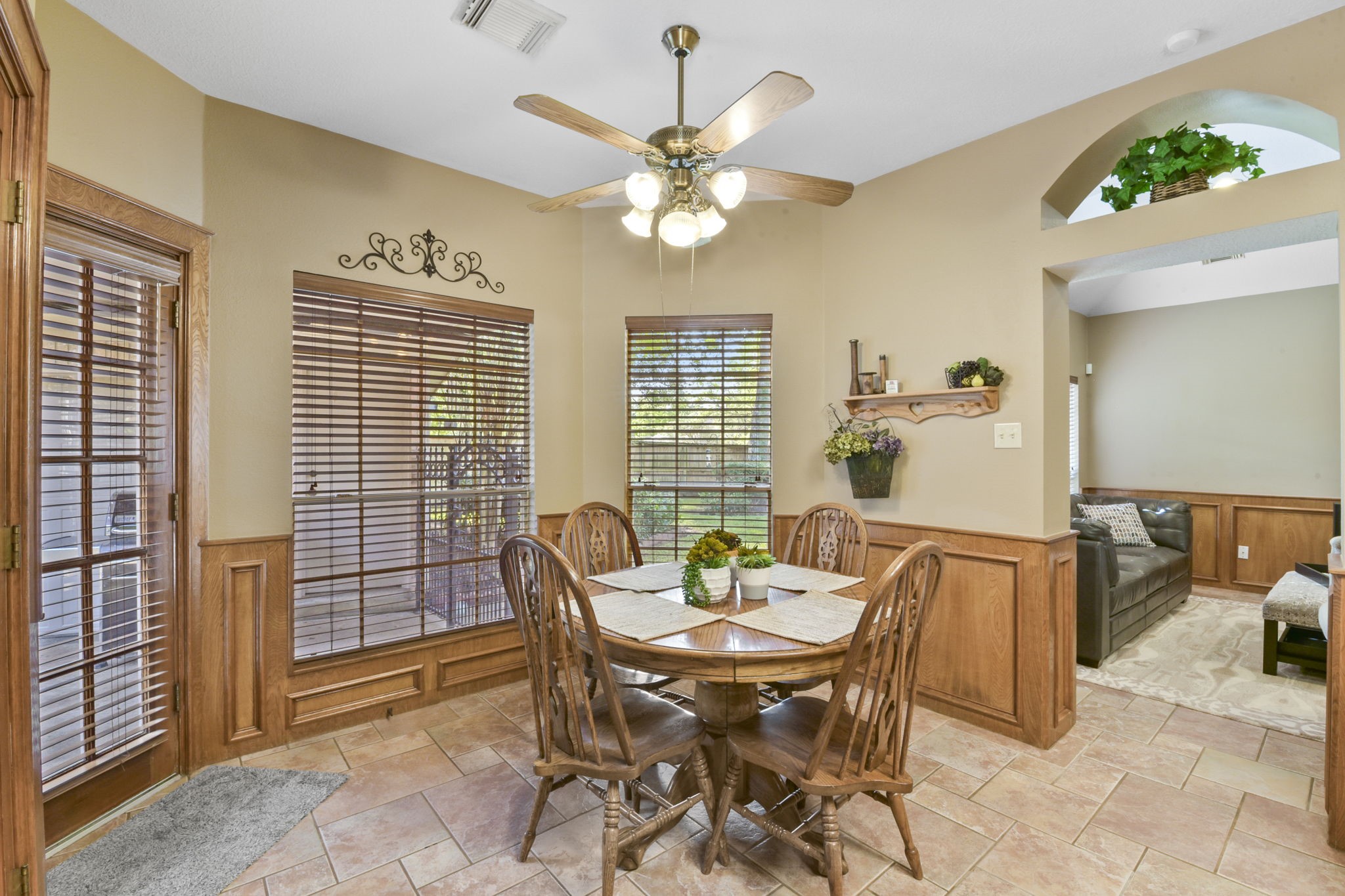5827 Ashmere Lane Spring, TX 77379 - Photo 26 of 50 a dining room with furniture and window