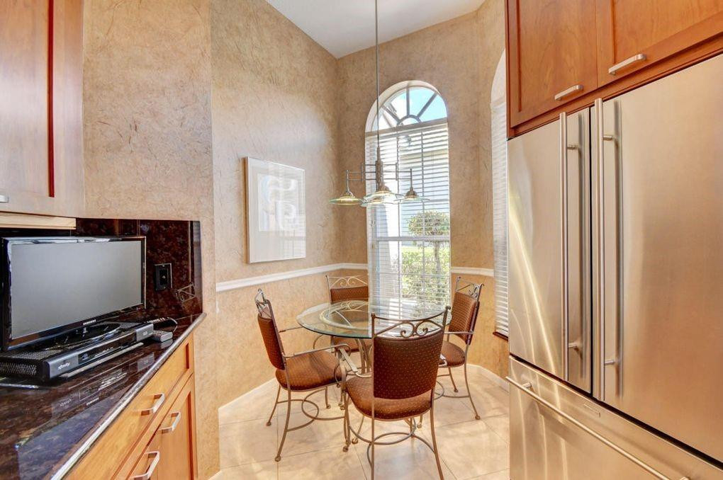 23446 Rakelle Circle Boca Raton, FL 33433 - Photo 6 of 39 Eat in Kitchen