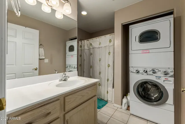 $325,000 | 16357 East Arrow Drive, Unit 115, Fountain Hills, AZ 85268