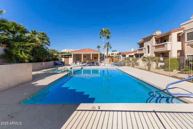 $325,000 | 16357 East Arrow Drive, Unit 115, Fountain Hills, AZ 85268