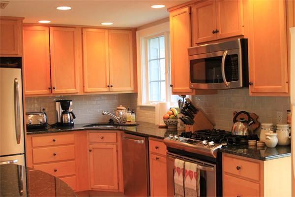 21 Stowell Road Winchester, MA 01890 - Photo 3 of 14