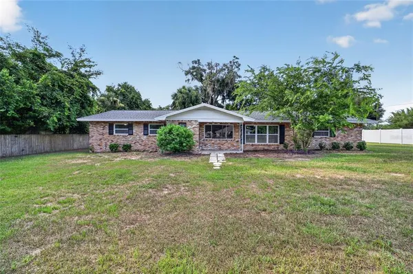 $274,900 | 2421 Northeast 57th Place, Ocala, FL 34479