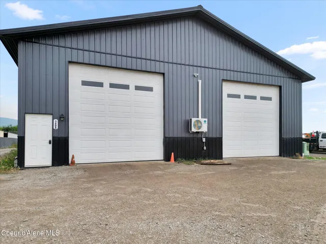 $1,290,000 | 3608 West Poleline Avenue, Post Falls, ID 83854