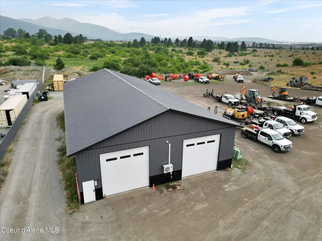 $1,290,000 | 3608 West Poleline Avenue, Post Falls, ID 83854