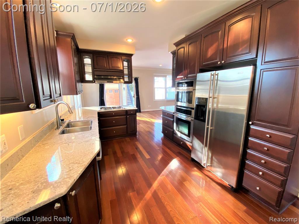 916 Ruffner Avenue Birmingham, MI 48009 - Photo 3 of 33