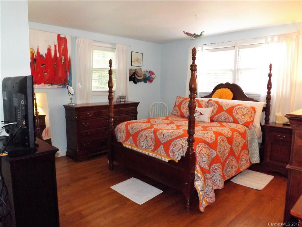 1027 West Blue Ridge Road, Unit 43 East Flat Rock, NC 28726 - Photo 12 of 20 Gallery Image 12