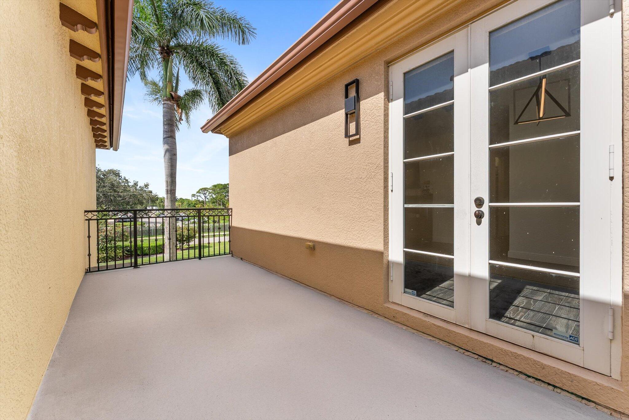 106 Via Floresta Drive Boca Raton, FL 33487 - Photo 23 of 43 36-36