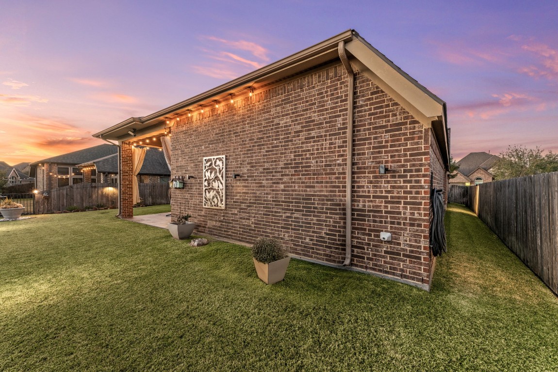 23211 Ruspino Shores Place Katy, TX 77493 - Photo 37 of 39