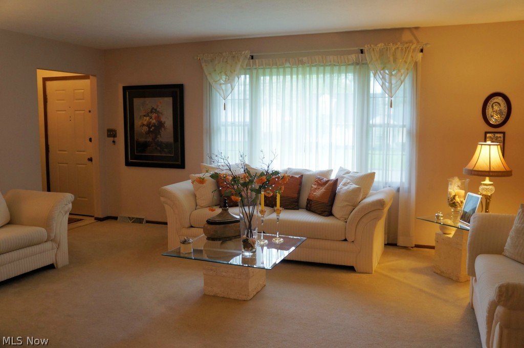 2528 Carson Road Fairlawn, OH 44333 - Photo 11 of 17