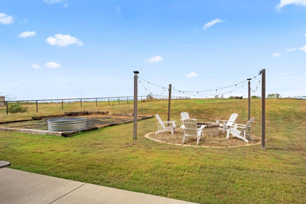 3340 Florance Road Ponder, TX 76259 - Photo 34 of 40