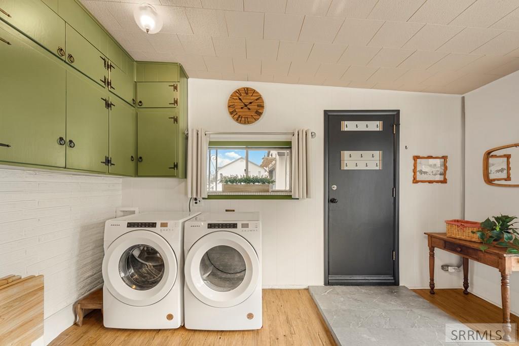 3200 Rawson Street Ammon, ID 83406 - Photo 14 of 39 Laundry