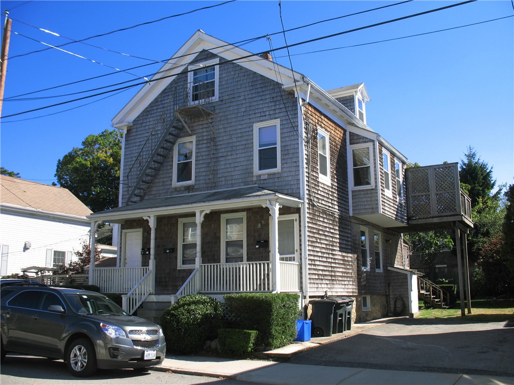 15 Webster Street, Unit 2 Newport, RI 02840 - Photo 2 of 10
