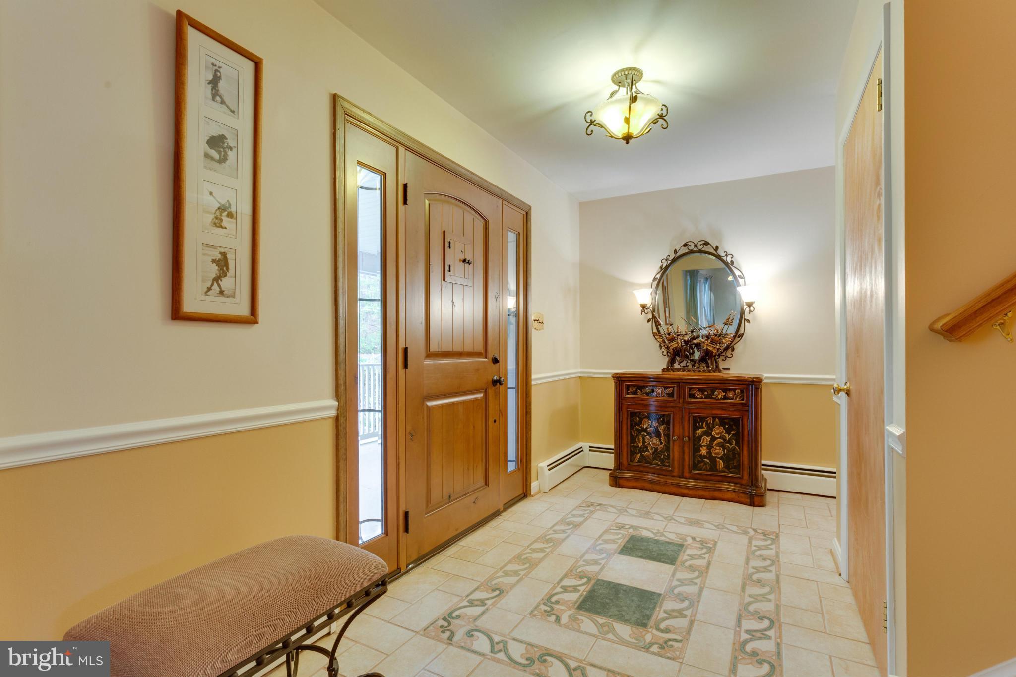 2709 Colt Run Road Oakton, VA 22124 - Photo 2 of 30 Interior (General)