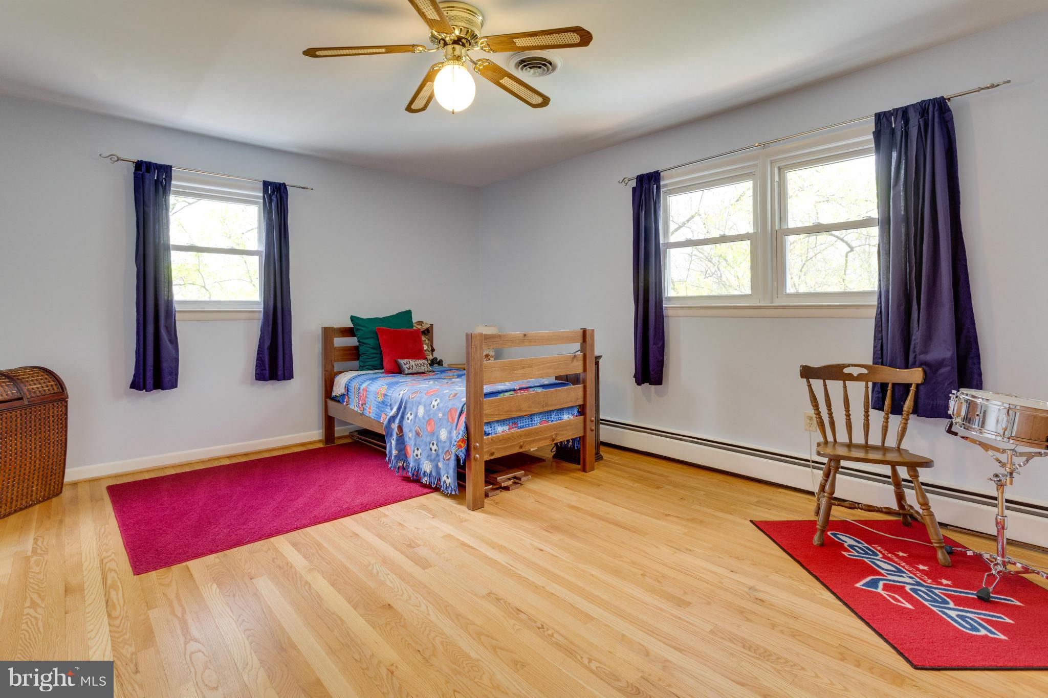 2709 Colt Run Road Oakton, VA 22124 - Photo 14 of 30 Bedroom