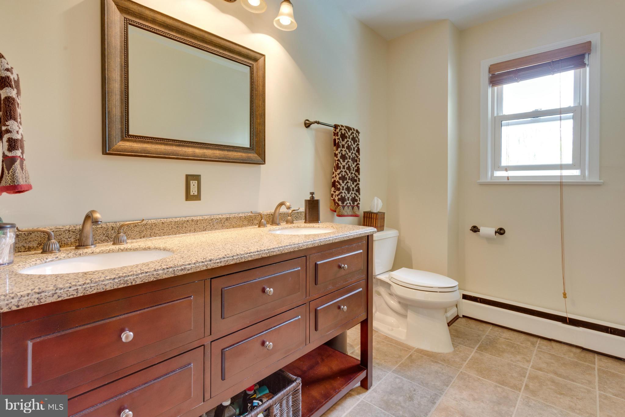 2709 Colt Run Road Oakton, VA 22124 - Photo 15 of 30 Bath