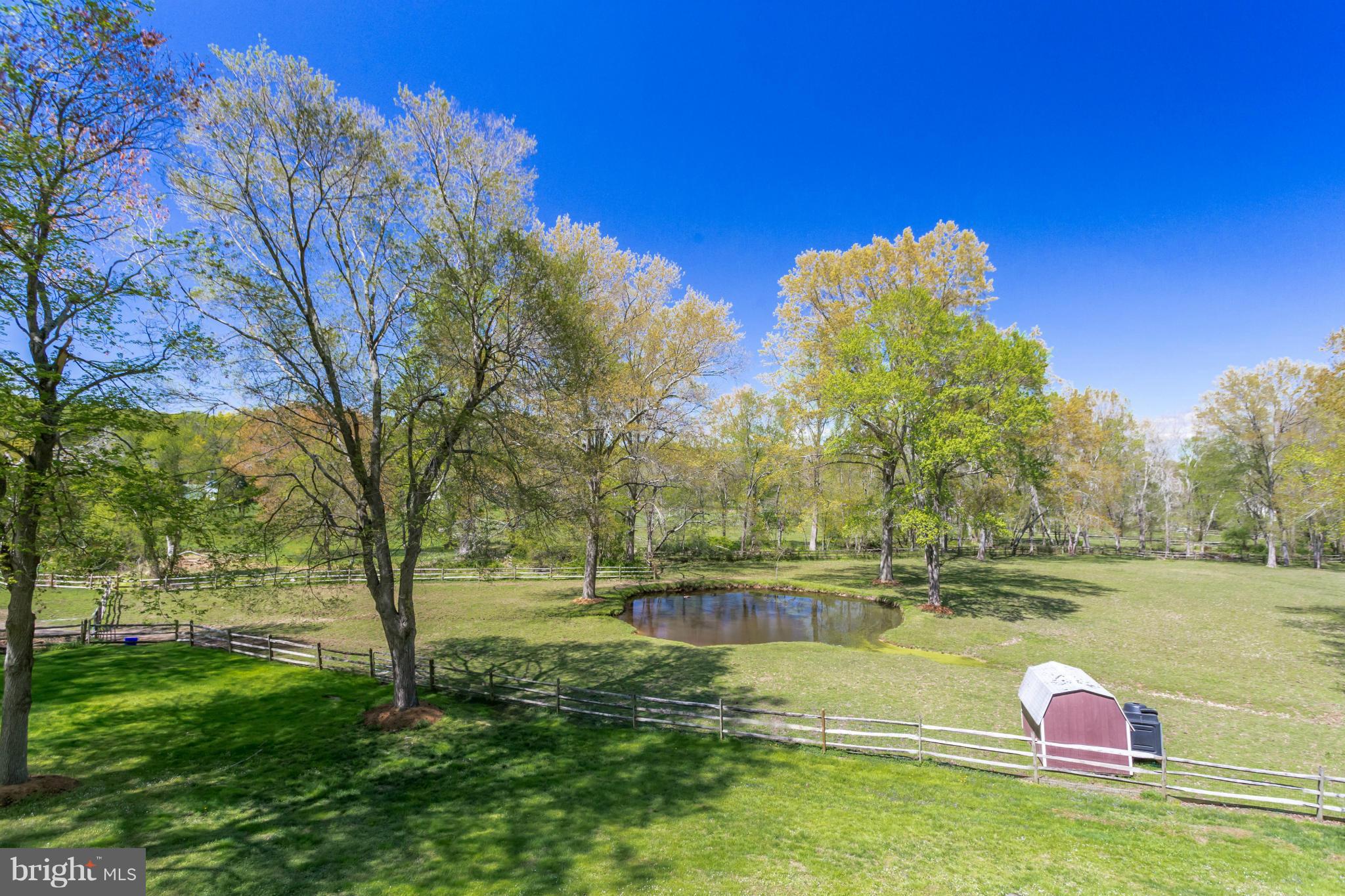 2709 Colt Run Road Oakton, VA 22124 - Photo 25 of 30 Exterior (Rear)