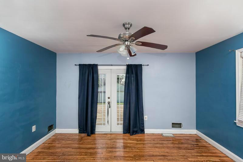6627 Dogwood Road Baltimore, MD 21207 - Photo 8 of 30 Dining Room