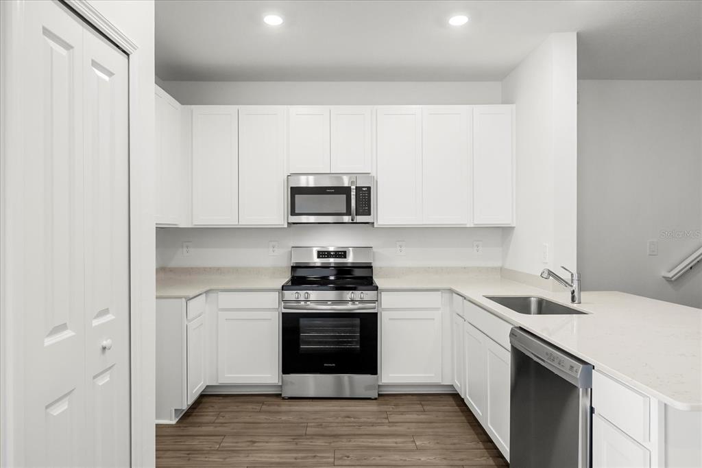 4863 Southwest 81st Loop Ocala, FL 34476 - Photo 11 of 36