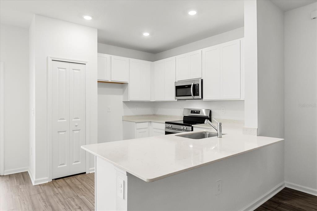 4863 Southwest 81st Loop Ocala, FL 34476 - Photo 10 of 36