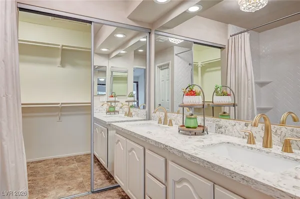 $2,750 | 7808 Bluewater Drive, Las Vegas, NV 89128