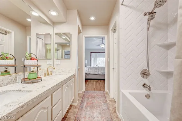 $2,750 | 7808 Bluewater Drive, Las Vegas, NV 89128