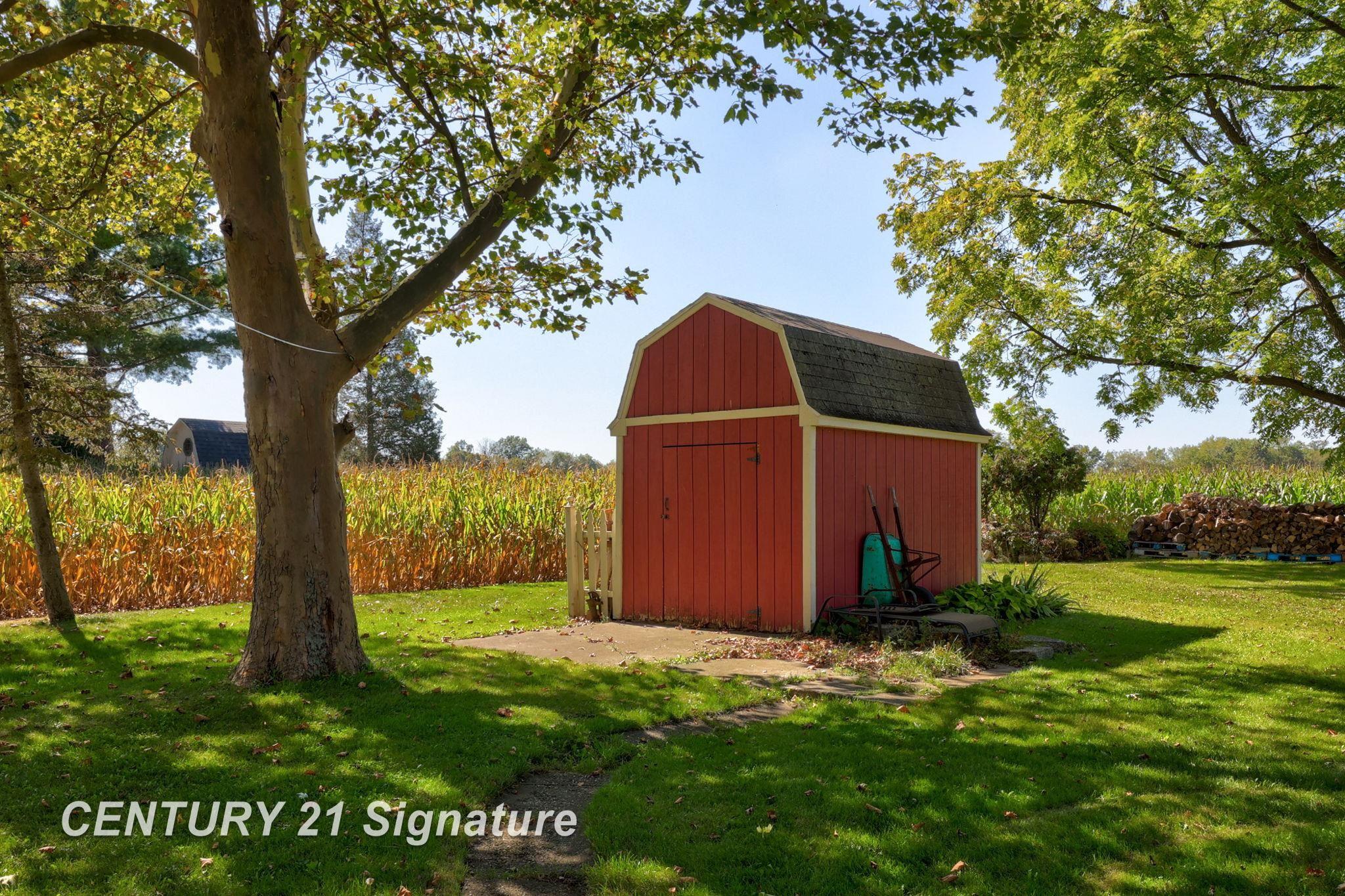 5136 Baxman Road Bay City, MI 48706 - Photo 42 of 44 50190071-7fe1f348-660c-4e19-8070-7d306c7718cc.JPG