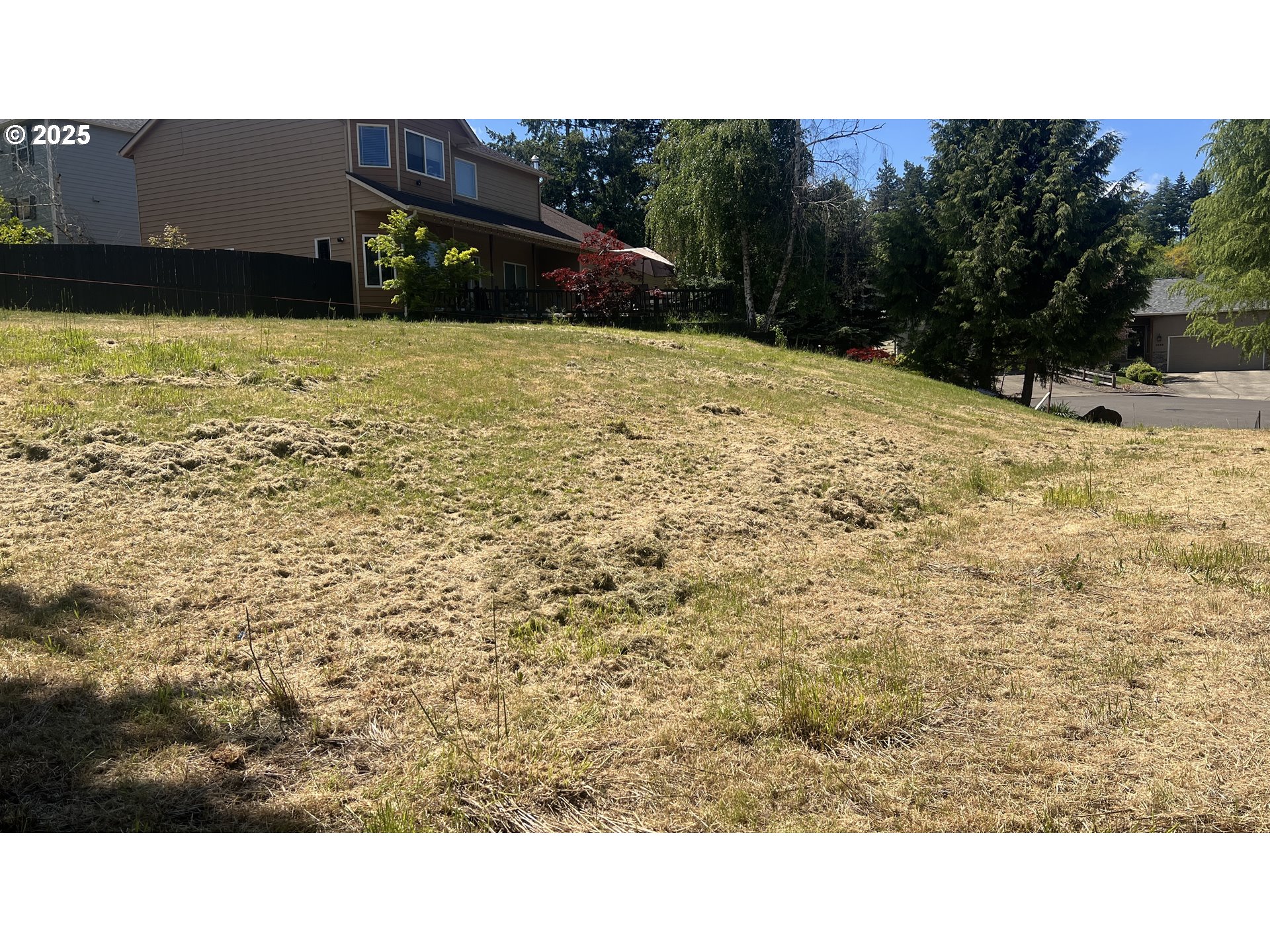 3240 Cooke Street South Salem, OR 97302 - Photo 5 of 9 a outdoor space with a house
