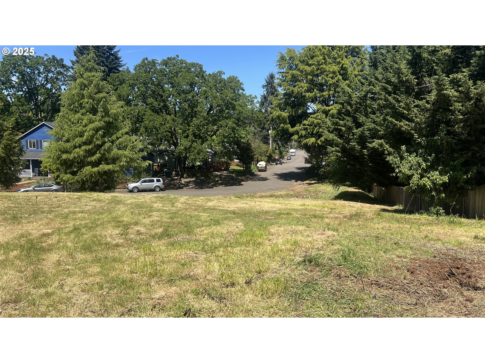 3240 Cooke Street South Salem, OR 97302 - Photo 7 of 9 a view of an outdoor space and a yard