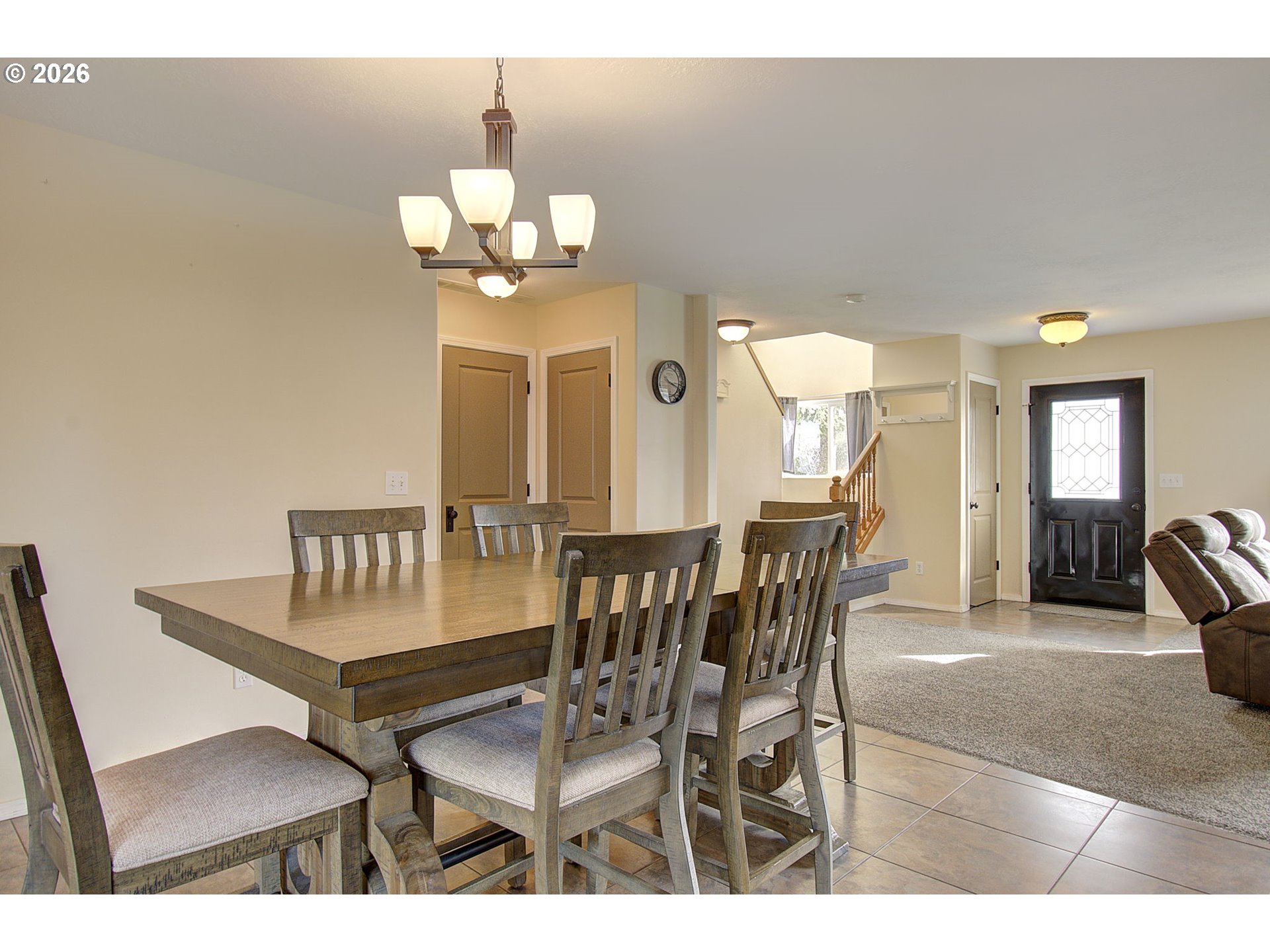 291 Metzger Road Carson, WA 98610 - Photo 8 of 41 Living Room