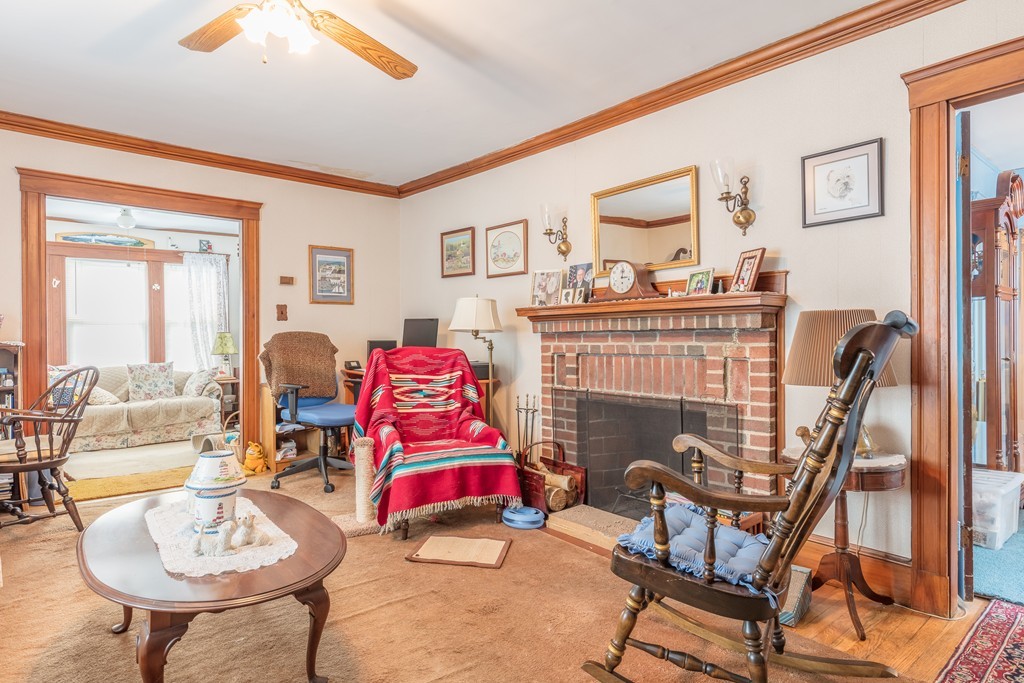 71 Bradford Road Watertown, MA 02472 - Photo 5 of 16