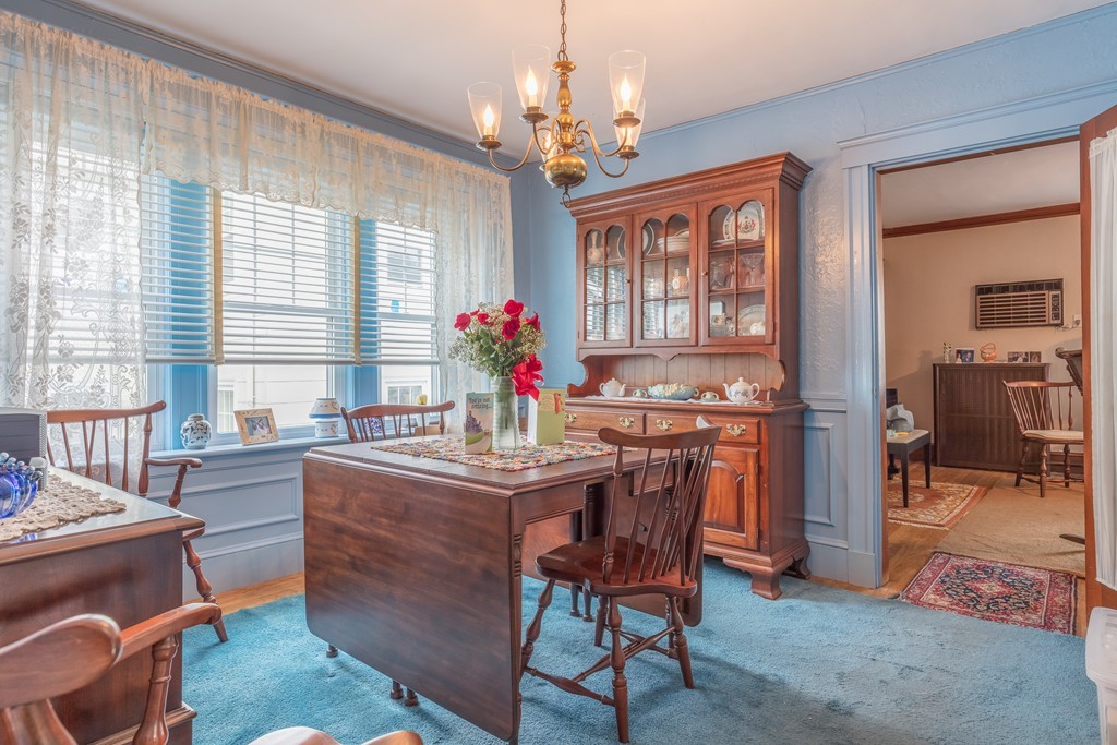 71 Bradford Road Watertown, MA 02472 - Photo 8 of 16