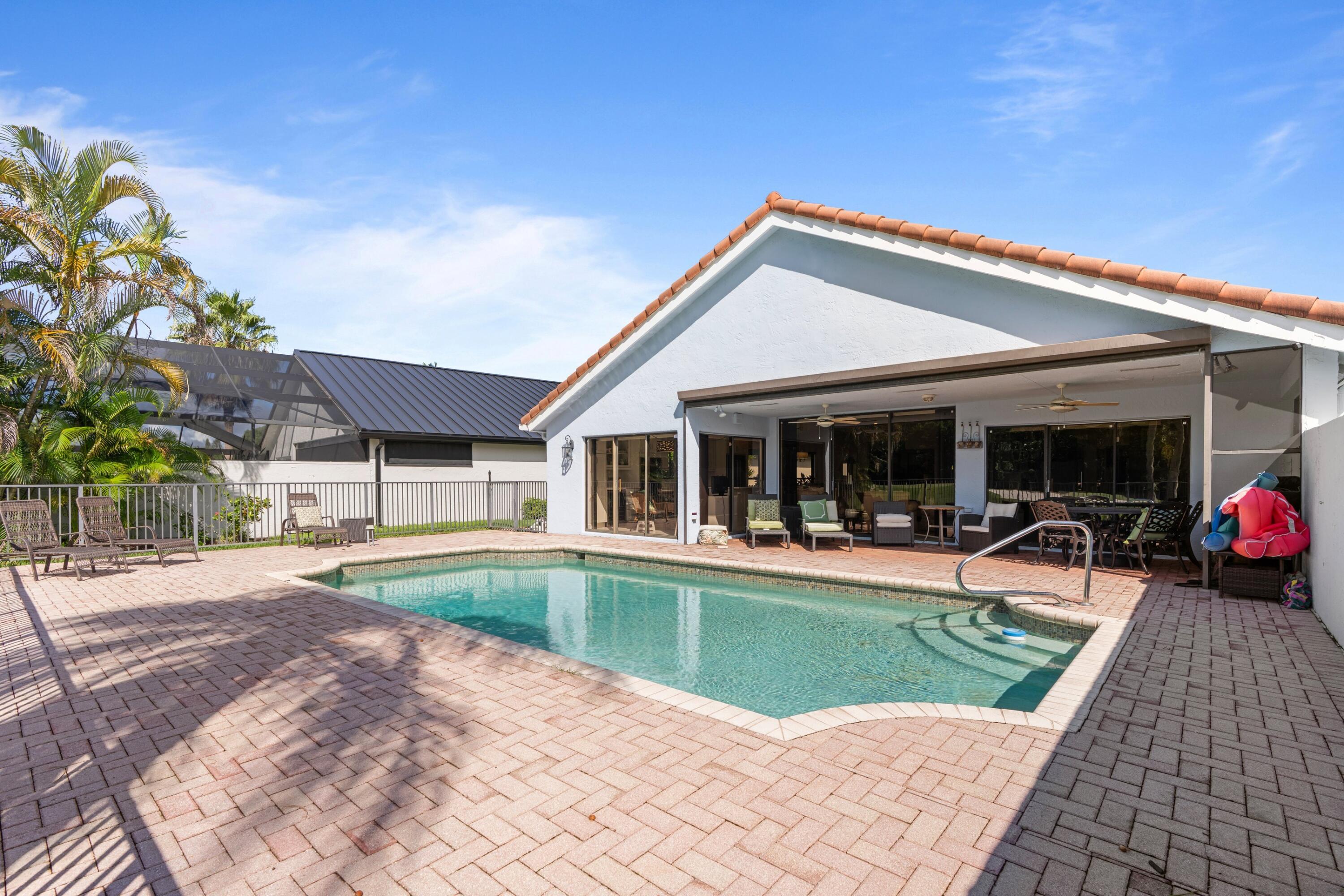 21452 Bridgeview Drive Boca Raton, FL 33428 - Photo 23 of 77 Pool