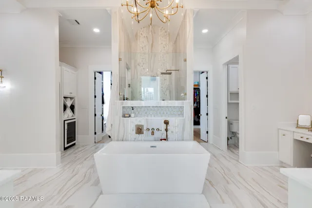 $1,999,999 | 203 Alsway, Broussard, LA 70518