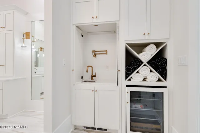 $1,999,999 | 203 Alsway, Broussard, LA 70518