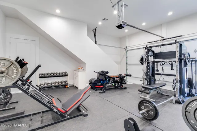 $1,999,999 | 203 Alsway, Broussard, LA 70518