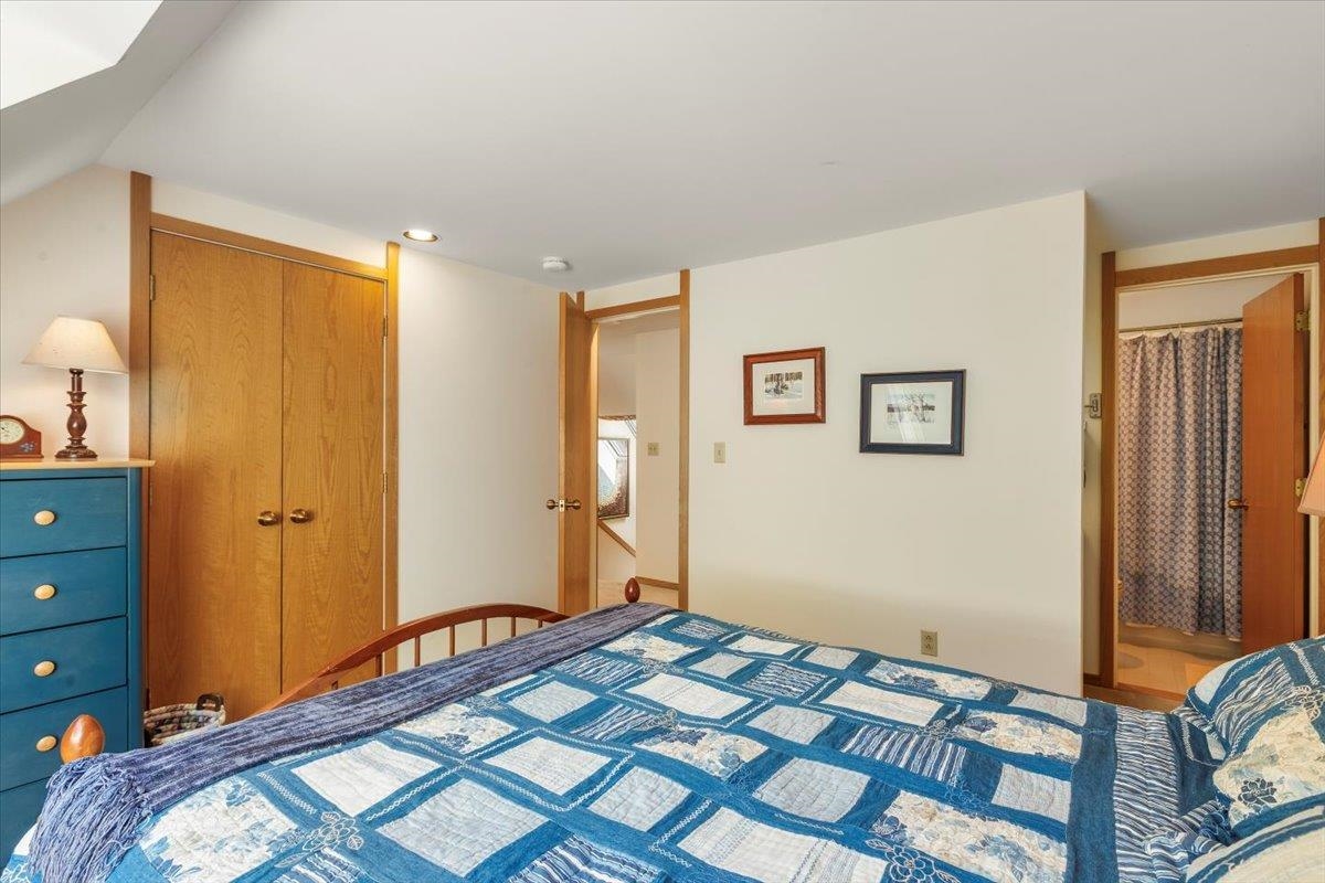 44 Hilltop Road Winhall, VT 05340 - Photo 20 of 38