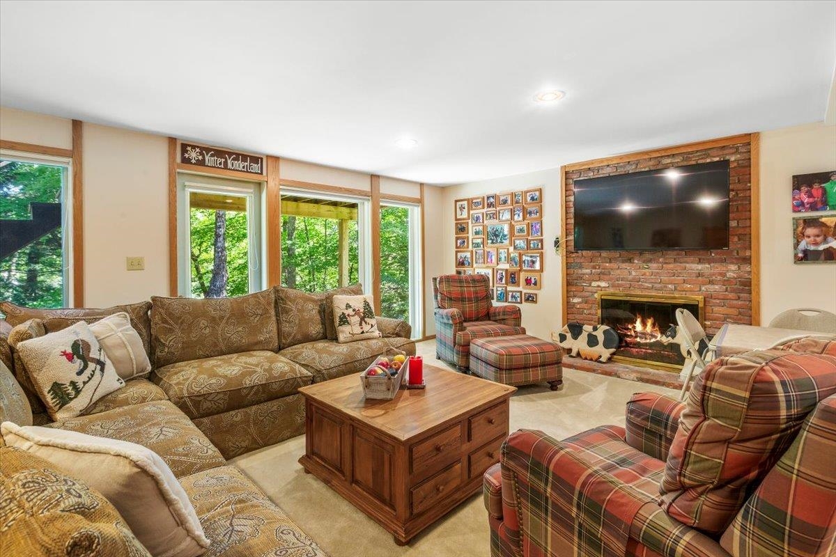 44 Hilltop Road Winhall, VT 05340 - Photo 23 of 38