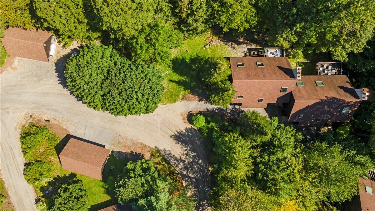 44 Hilltop Road Winhall, VT 05340 - Photo 33 of 38