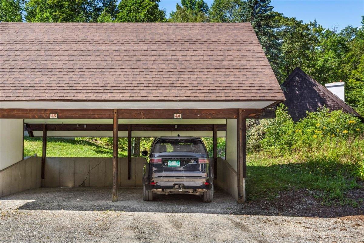 44 Hilltop Road Winhall, VT 05340 - Photo 35 of 38