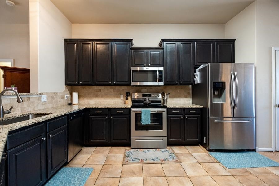 10602 Clinton Avenue Lubbock, TX 79424 - Photo 7 of 24 Photo 7