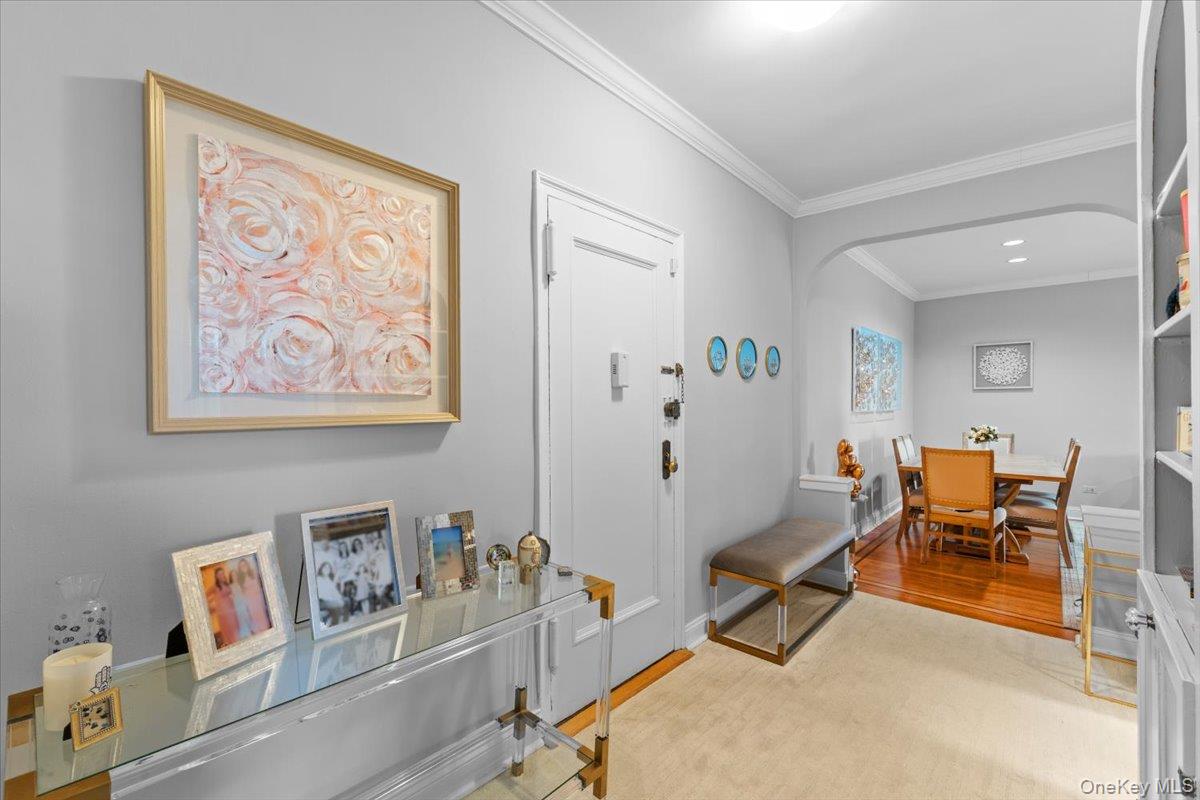 21 Barstow Road, Unit 2I Great Neck, NY 11021 - Photo 6 of 30