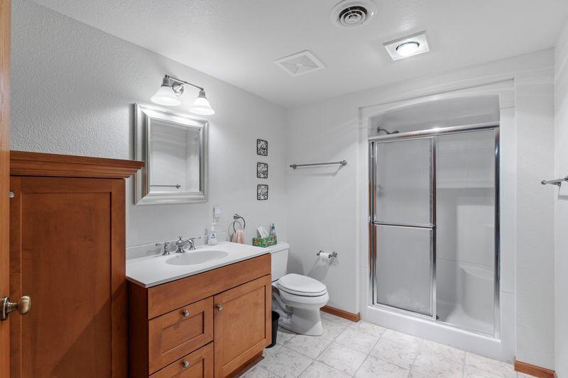 390 Woodlake Road Kohler, WI 53044 - Photo 20 of 25 Lower Bathroom