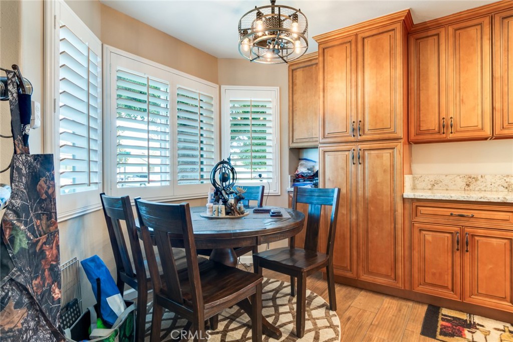 3198 Bexfield Court Riverside, CA 92503 - Photo 6 of 24 Eating Area with Extra Cabinets