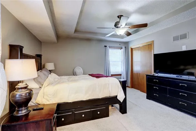 $287,500 | 1654 Southeast Boone Trail, Lee's Summit, MO 64063