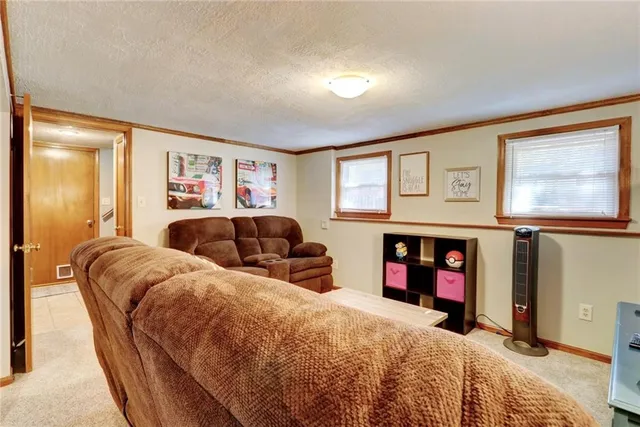 $287,500 | 1654 Southeast Boone Trail, Lee's Summit, MO 64063