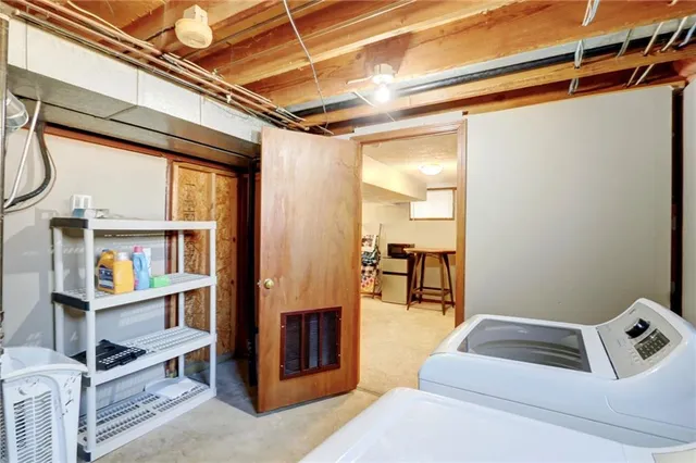 $287,500 | 1654 Southeast Boone Trail, Lee's Summit, MO 64063